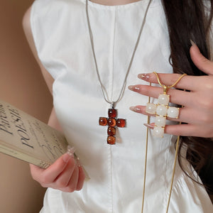 2026 New Resin Cross Pendant Necklace Maillard Style Geometric Clavicle Choker Jewelry