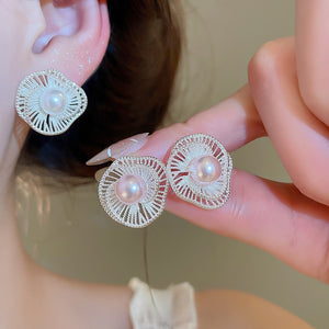 French Style Hollow Floral Faux Pearl Geometric Stud Earrings For Women Daily Office Jewelry