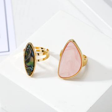 Irregular Shell-Look Adjustable Rings in Pink and Dark Green