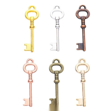 Classic Skeleton Key Vintage Metal Charm Pendant for Jewelry Making