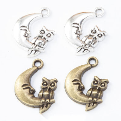 Overview of owl moon charms in the available designs and finishes