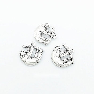 Overview of the koala charm in the available metal finishes