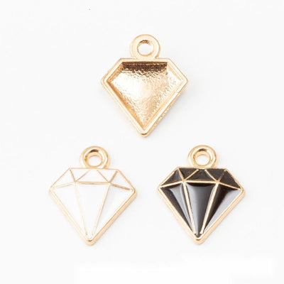 Group view of a faceted diamond outline is picked out in glossy black or white enamel