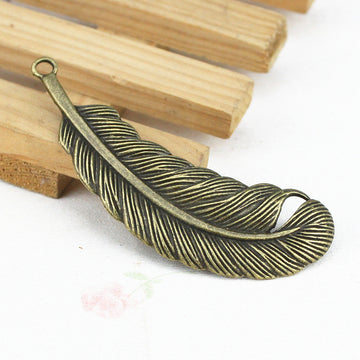 Curled Feather Metal Pendants in Four Vintage Tone Finishes