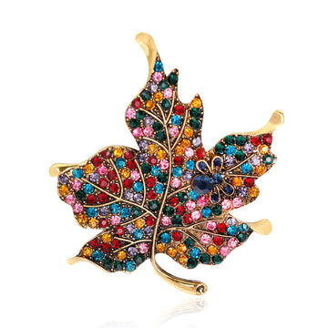 Red Gold Tone Maple Leaf Metal Brooch Pin for Jackets and Lapels