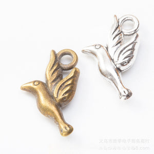 Zinc Alloy Bird Charm Pendant No.681425 for DIY Necklace Bracelet Jewelry Making