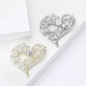 Copper Zircon Heart Brooch Pin For Women's Suit Decoration