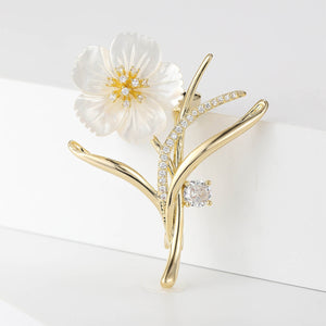 Shell Zircon Flower Brooch For Elegant Women's Clothing Accessories