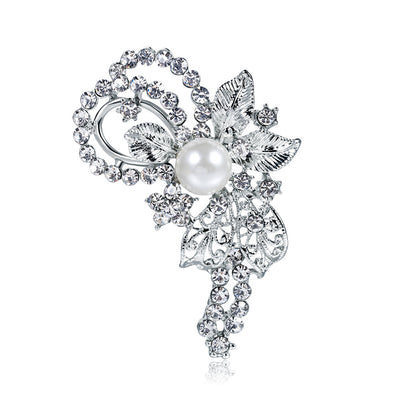 Front product view of the flower brooch pin in silver
