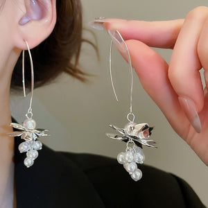 Vintage Chic Faux Pearl Grape Cluster Floral Drop Earrings Light Luxury Elegant Jewelry