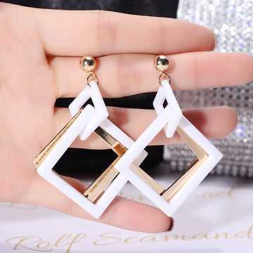 White Geometric Diamond Drop Earrings With Gold Tone Bars