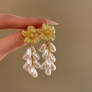 Elegant Vintage Pleated Flower Zircon Waterdrop Faux Pearl Drop Earrings For Women