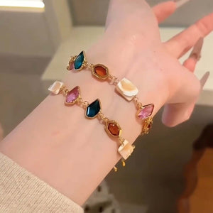 Light Luxury Geometric Square Glass Shell Bracelet For Minimalist Daily Commuter Jewelry