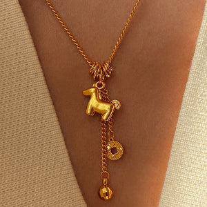 24K Gold Plated Copper Horse Coin Necklace Old Money Style Light Luxury Collarbone Chain