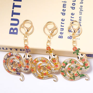 Rhinestone Coin Motif Snake Metal Keychain Gold Tone