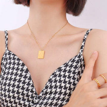 Gold Checkerboard Square Pendant Necklace Twisted Rope Chain