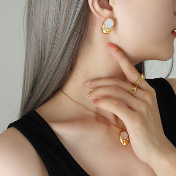 Gold Irregular Mother Pearl Pendant Necklace Stud Earrings