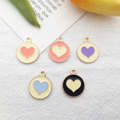 Printed detail graphic for the heart and drink cup charms