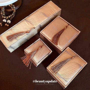 Gold Feather Fabric Jewelry Storage Boxes Four Sizes
