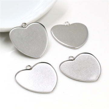 Heart Shaped Steel Tone Pendant Tray with Smooth Back