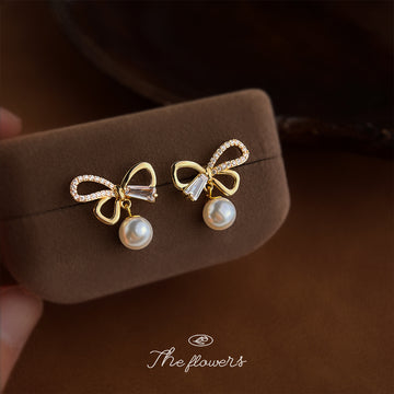 Gold Bow Pearl Clear Baguette Stud Earrings Pair Set