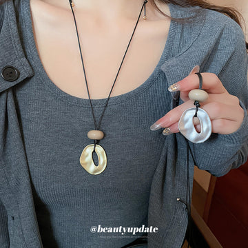 Black Cord Irregular Open Oval Pendant Necklace Gold Silver
