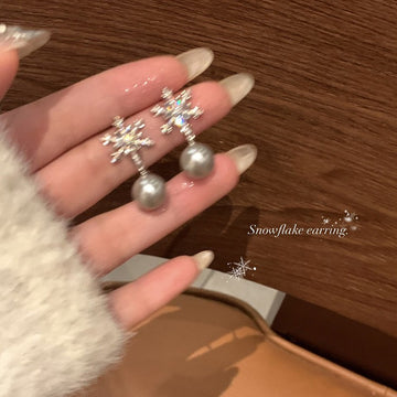 Silver Tone Snowflake and Pearl Stud Earrings Decorative Jewelry Pair