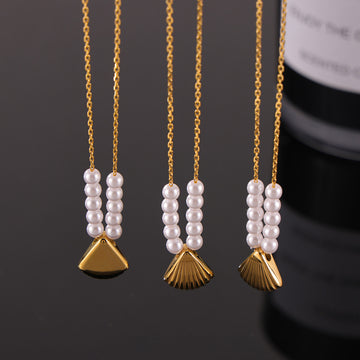 Shell Pendant Necklace With Imitation Pearls Gold Or Steel