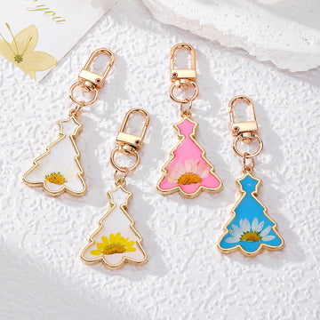 Christmas Tree Resin Daisy Keychains Lobster Clasp 4 Styles