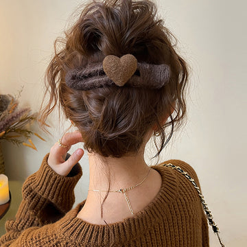 Brown Yarn Heart Duckbill Hair Clip Fuzzy Wrap Clip
