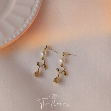 Gold Tone White Pearl Delicate Branch Leaf Flower Bud Drop Stud Earrings