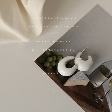 Glossy White Chunky C Shape Resin Hoop Stud Earrings For Women