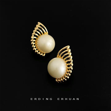 Gold-Tone Openwork Fan Frame Cream Pearl Stud Earrings