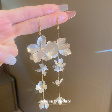 White Flower and Star Long Hook Earrings Fashion Jewelry