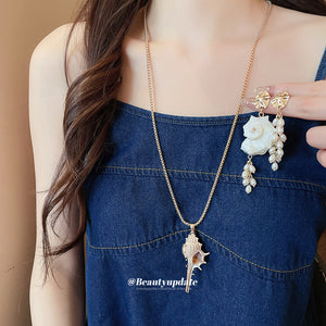 Gold Chain Conch Shell Necklace and Pearl Drop Earrings