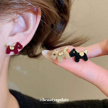 Flocked Horse Pearl Stud Earrings Decorative Jewelry Design