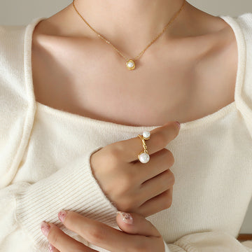 Shell Bezel Pearl Pendant Necklace Gold Steel Rose Gold