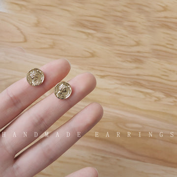 Gold Tone Round Coin Relief Portrait Profile Stud Earrings