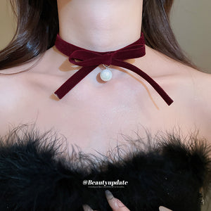 Red Velvet Bow Pearl Choker Necklace Decorative Jewelry Design
