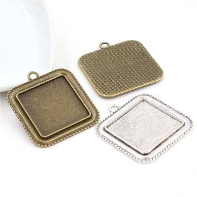Square Pendant Tray assortment overview