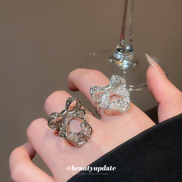 Hollow Crystal Pavé Bow Open Cuff Rings Silver Champagne