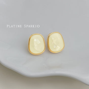Gold Bezel Cream Enamel Shell Inlay Irregular Oval Studs