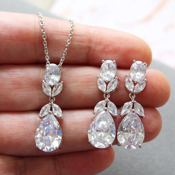 Silver Tone Clear Teardrop Crystal Earrings And Necklace