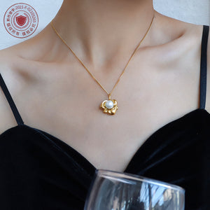 Gold Flower Pearl Pendant Necklace Curb Chain Collar