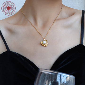 Gold Flower Pearl Pendant Necklace Curb Chain Collar