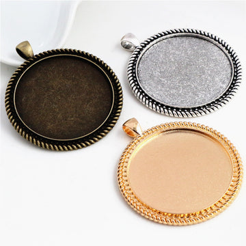 Round Metal Cabochon Pendant Trays in Fifteen Frame Styles