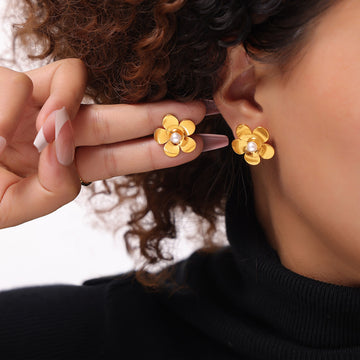 Five Petal Flower Stud Earrings Imitation Pearl Metal