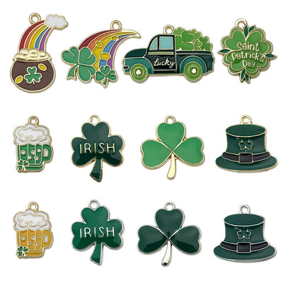 Printed detail graphic for the four-leaf clover charms