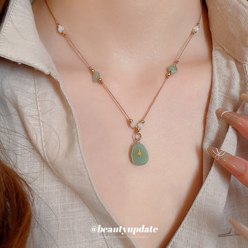 Green Teardrop Pendant and Star Charm Layered Necklace
