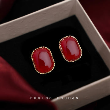 Gold Twisted Frame Wine Red Cushion Cabochon Stud Pair
